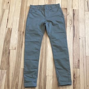 Patagonia Women’s Straight Leg Pant Khaki Green Organic Size 6 Tall